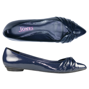A pointed toe pump from Jones Bootmaker. Features Patent uppers, gathered bow detail to the toe and 