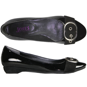A fashionable Patent pump from Jones Bootmaker. Features suede strap across the toe and suede demi w