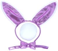 Give Jessica Rabbit a run for her money with this pink and white bunny set