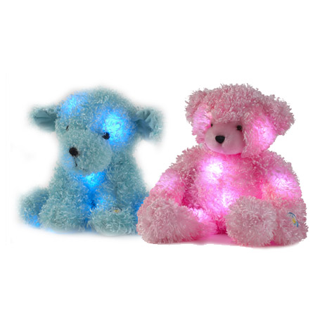 These huggly, snuggly light up gloE pets glow in 7 colours adding magic and wonder to every child