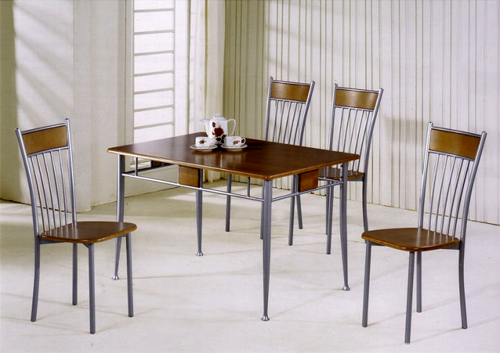A superb space saving dining table. The Golden Cherry Indoor Dining Set comes with 4 dining chairs i
