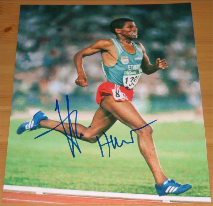 HAILE GEBRESELASSIE SIGNED 10 x 8 INCH COLOUR