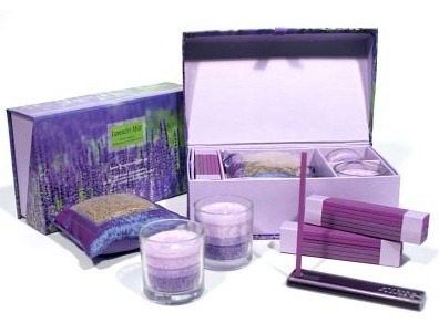 Lavender Mist fragrance gift set. Contains 2 layered-wax shot-glass candles  a pretty scented