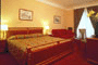 This hotel is a great choice for those looking for a quality hotel at a very reasonable price.  Loca