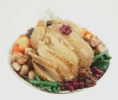 This 1:12 Scale miniature Roast Turkey Platter and Trimmings has been lovingly