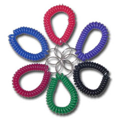 Add a splash of colour to dog training with a JellyBean Wrist Coil from Karen Pryor. A keyring type 