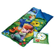 This Junior sleeping bag comes with a Winnie the Pooh design. It features a compression bag and has 
