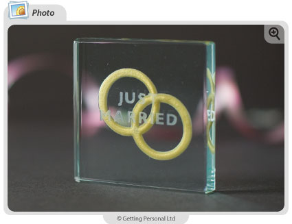 Just Married Mini Token  This wonderful glass token has the message 