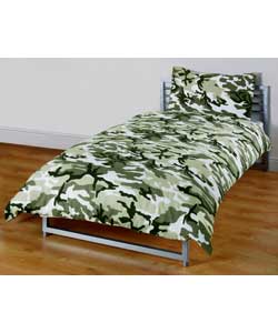 Set contains duvet cover and 1 pillowcase.Printed khaki camouflage design.60 cotton and 40 polyester