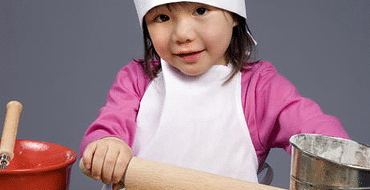 Unbranded Kids full day cookery course with Hell` Kitchen` Stein Smart