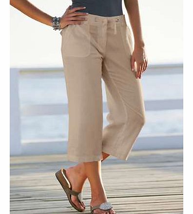 These are the ultimate summer cropped trousers in a gorgeous linen rich fabric. These cropped trousers have half elastic rib waistband, button and zip fastening with drawstring tie. Complete with 2 side pockets and 2 back pockets. Trousers Features: 