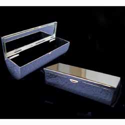 An elegant silver plated lipstick holder with mirror inside. Can be personalised with up to 50 chara