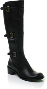 Leather high leg boot with three buckled straps. The Maiy boots have a zipped inner side and low blo