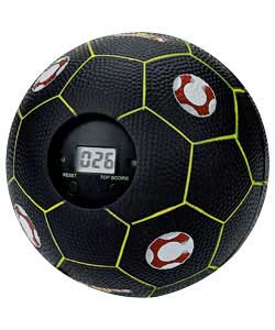Practise keepie up and keep count with this electronic soft Match of The Day football.Record a high