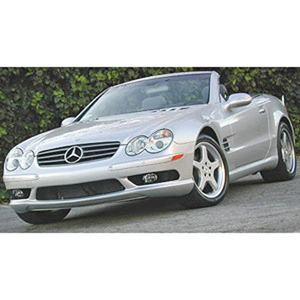 Minichamps has announced a 1/18 replica of the Mercedes SL Class from 2001 in White.