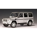 A collector quality replica of the Mercedes G Wagon LWB. Available in two colours; Black and