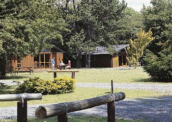 Unbranded Mere Cottage Holiday Park