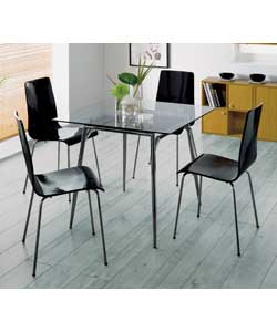Chrome metal frame table with clear tempered glass table top.Size of table (H)75, diameter 90cm. 1 p