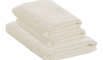 Five times more absorbent than ordinary cotton towels, these microfibre towels are ideal for travel, beach, swimming pool or just for drying your hair quickly at home - and whats more, when you buy this set of two hand towels and a bath towel youll S