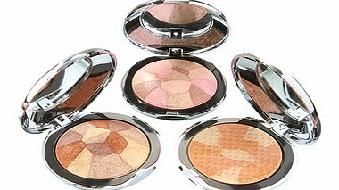 Facial makeup can soon look tired, especially on hot summer days. We love this pocket solution, a gorgeous palette of mineral shimmer makeup that gives a beautiful glow to your skin, day or night. You can use it to highlight your eyes, sweep across y