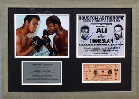 Unbranded Muhammad Ali signed and framed tribute montage - Was andpound;99.99