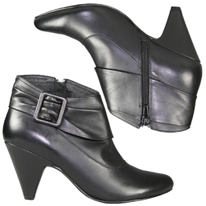 A smart shoe/boot from Jones Bootmaker. With decorative buckle detail around top and zip fastening t
