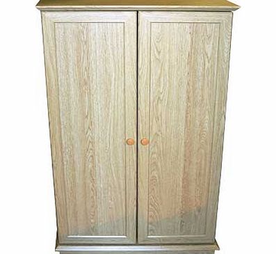 Store up to 495 CDs or 210 DVDs / Blu-rays / computer games or a combination of CDs. DVDs. Blu-rays. computer games and videos in this smart free standing oak effect swing-door cabinet. The doors rotate through 180 degrees to create double-depth stor