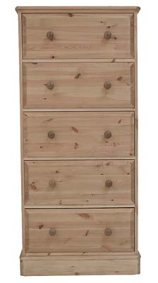 PINE 5 DRAWER WELLINGTON CHEST.THE DRAWERS HAVE DOVETAILED JOINTS WITH TONGUE AND GROOVED BASES.ALL
