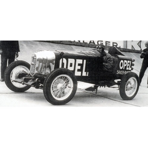 Spark has confirmed a 1/43 replica of the Opel RAK 1 from 1928.