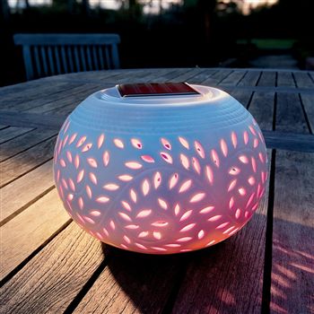Ornamental Ceramic - Filigree Solar Table Light
