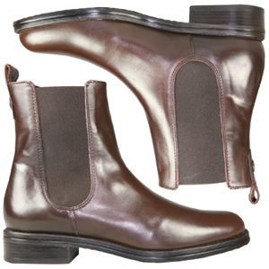 A classic Chelsea boot from Jones Bootmaker. With elastic side gussets, round toe and pull u
