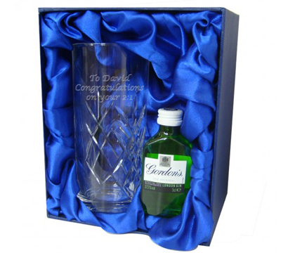Unbranded Personalized Crystal Glass and Gin Gift Set