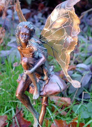 Phaedria`s Enchanted Fairy garden statue is a limited edition, made from cold cast bronze, and