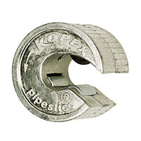 High quality Pipeslice overcomes the problem of cutting difficult to access copper pipes. Cuts in