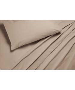 Set contains flat sheet, fitted sheet and 1 pillowcase.50 cotton, 50 polyester.Machine washable.Suit