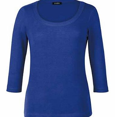 This casual top is a must have within your off-duty wardrobe. Flattering scoop neckline and three-quarter length sleeves. Pure cotton makes this extra warm and comfortable. Pomodoro Top Features: Washable 100% Cotton Length approx. 62 cm (24 ins)