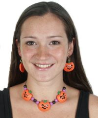 Brightly coloured pumpkins are the key to this Halloween necklace and earring set. Jack O