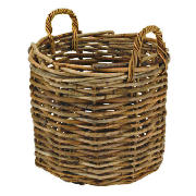 This rattan round basket can be used for storage or ornamental purposes, a great addition to any hom