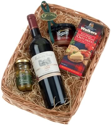 Unbranded Red Wine and Savouries Willow Gift Tray