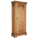 The Regency Pine range features an antique waxed finish which shows this furniture off and proves
