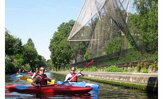 Youll discover a leafy haven in the heart of London as you paddle past Snowdon Aviary and Regents Park Zoo, towards the buzz of Camden Town and the famous Camden lock! Youll even be able to toast to each other with a glass of bubbly each as you flo