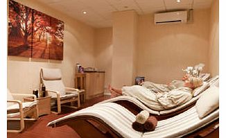 Having been established for nearly 10 years, Vitality Spaoffers the highest standards in both beauty and holistic treatments in a relaxed and friendly environment. This packageentitles you tofull use of the spa facilities including pool gym steam 