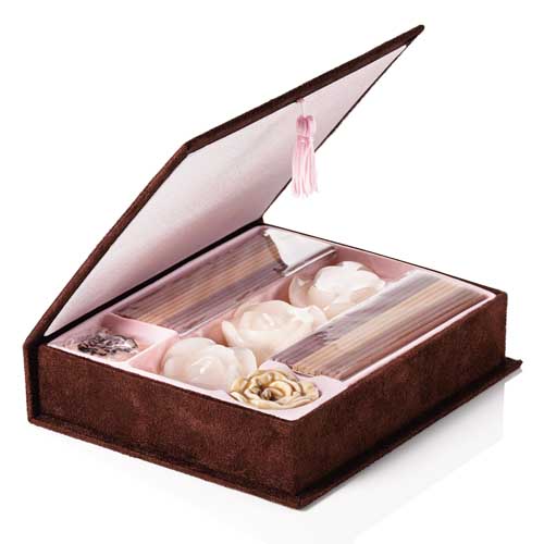 Luxurious, handmade jewellery box containing 24 multi-coloured incense sticks and 3 floating candles