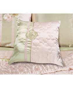 Set contains luxurious pink satin quilted runner with satin bound edgesand 1 pink and champagne colo