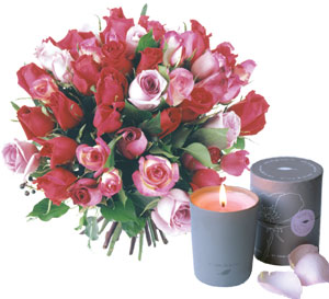 Roses and perfumed candle pink 25 roses