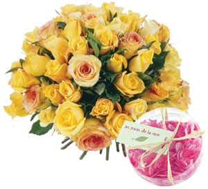 Roses and soap flakes yellow 21 roses