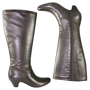 A knee length boot from Jones Bootmaker. With Almond shaped toe, shaped heel, small elastic gusset t