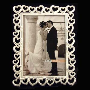 A simply stunning frame which is  perfect for weddings  anniversary or just because images!