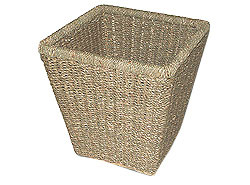 Rubbish doesn`t have to be an eyesore with this attractive seagrass waste paper bin