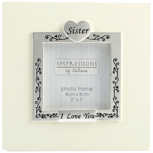 This eye catching Sister I Love You Photo Frame is a wonderful keepsake gift for your very special s